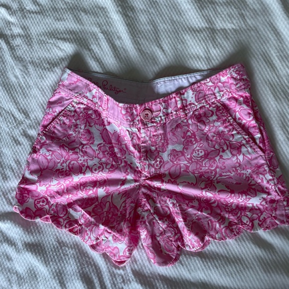 Lilly Pulitzer Pink Floral The Buttercup shorts - Picture 1 of 12